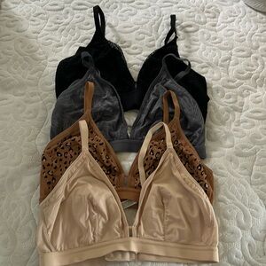 Lot of 4 Lively wireless bralettes bras size 2